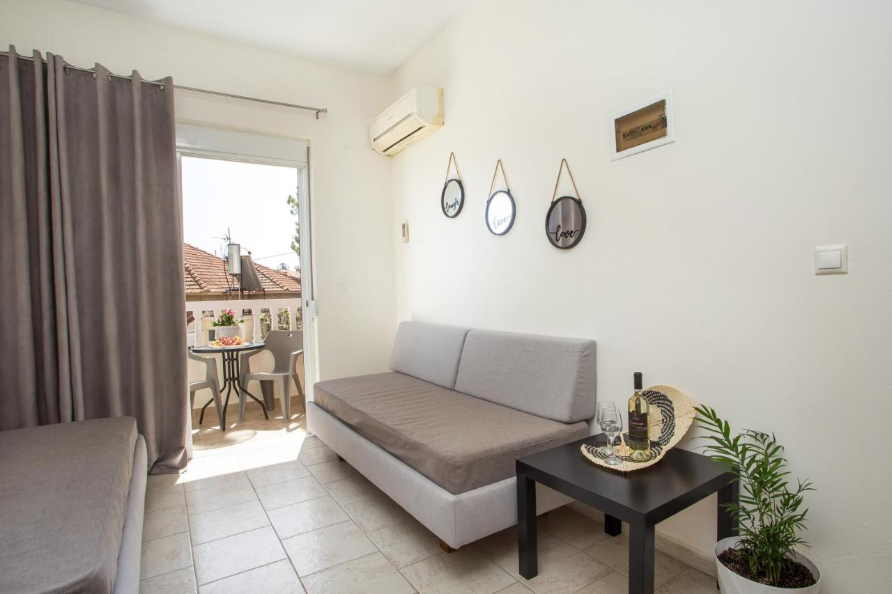 Economisa Apartments Іялісос Екстер'єр фото