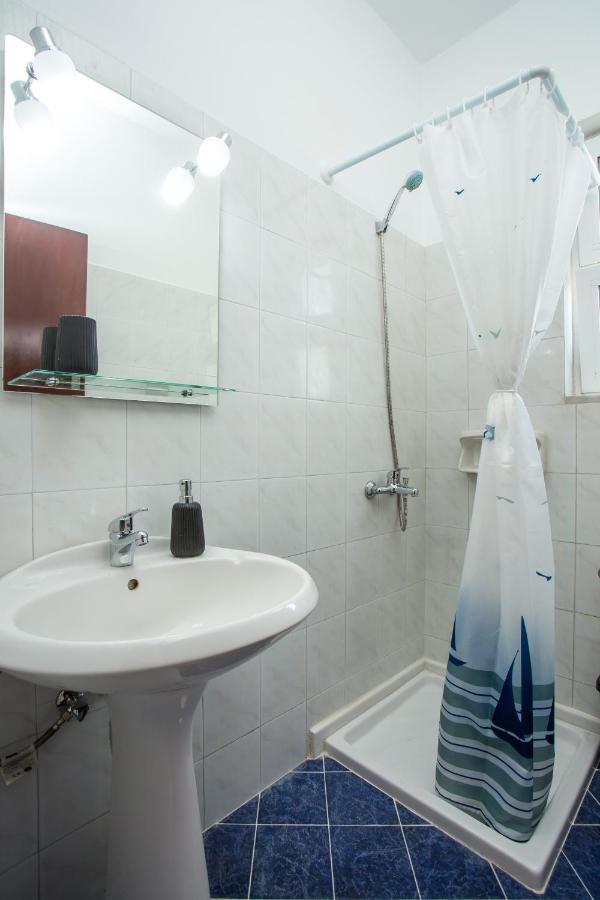 Economisa Apartments Іялісос Екстер'єр фото
