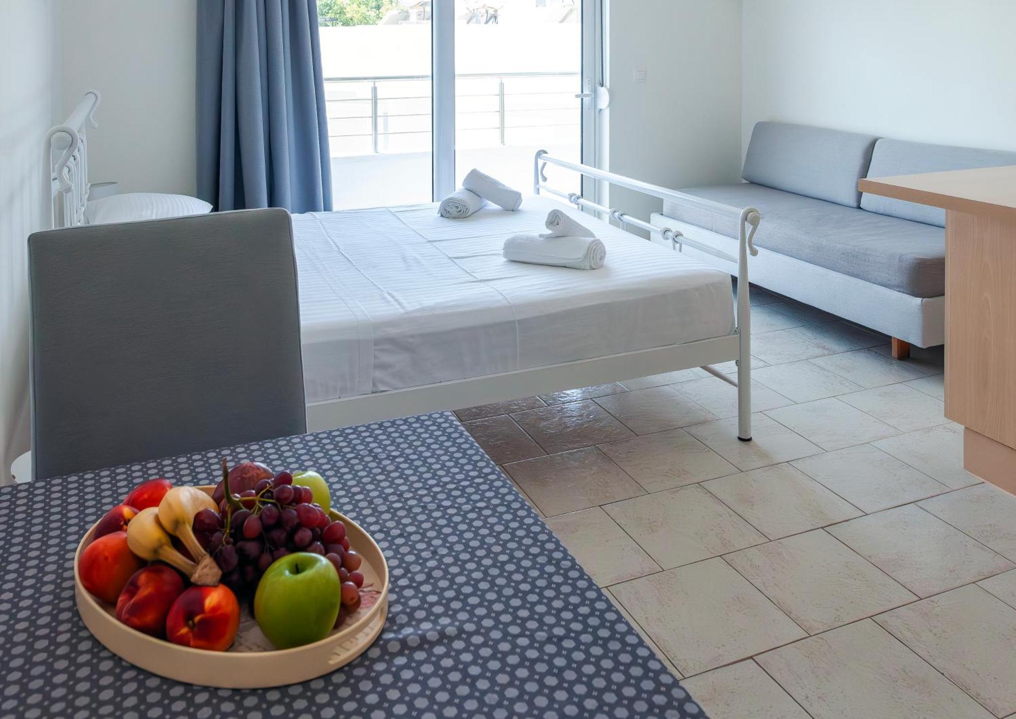 Economisa Apartments Іялісос Екстер'єр фото