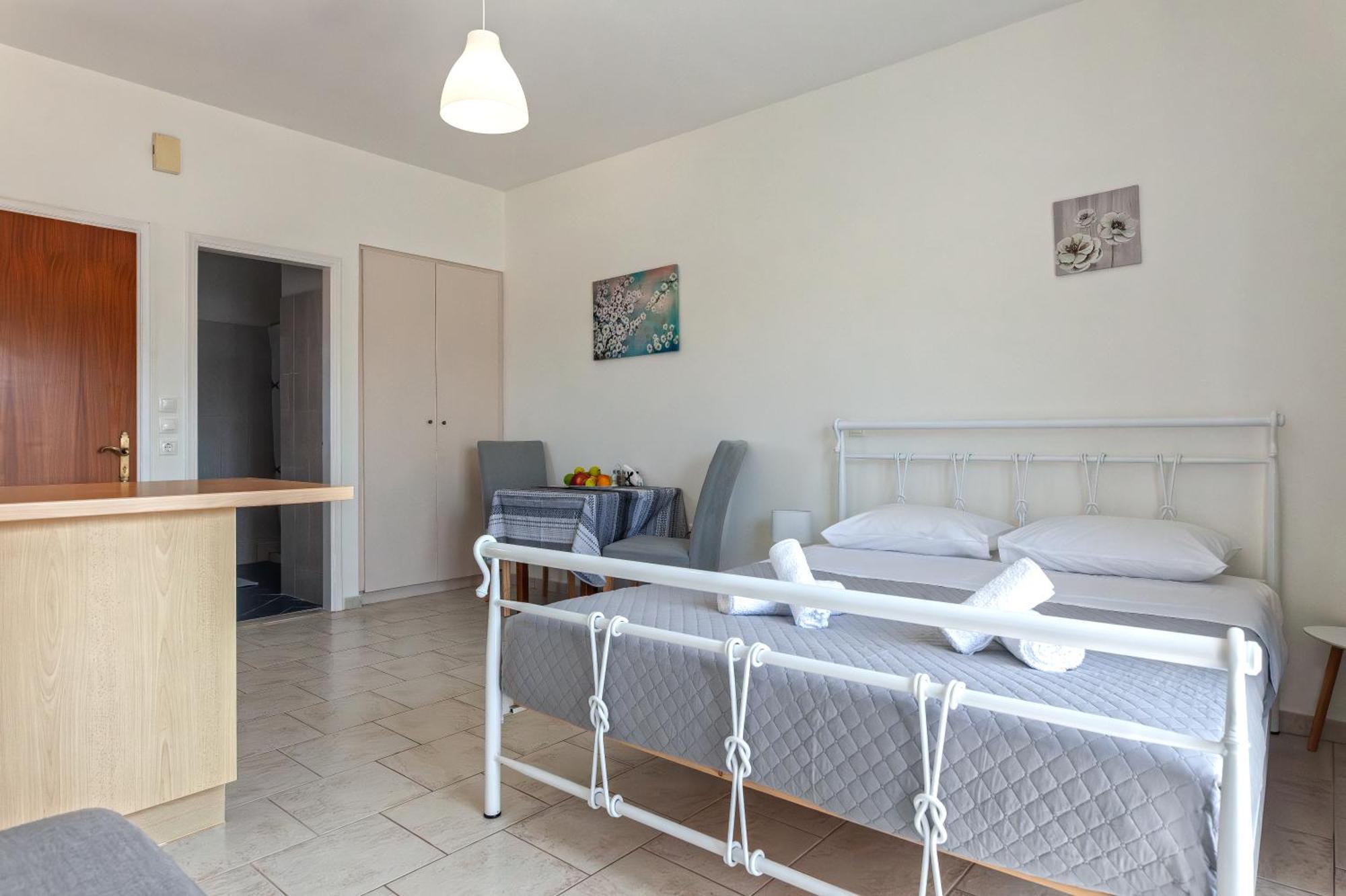 Economisa Apartments Іялісос Екстер'єр фото